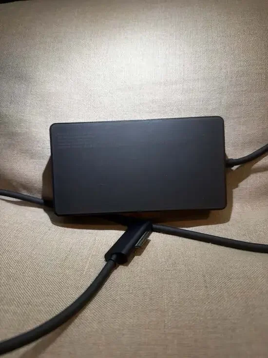 Microsoft Surface Dock 2 - Model 1917 - Black Docking Station